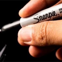 Sharpie Pen (Fine Point)